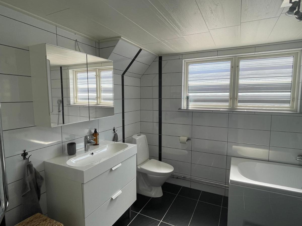 Lovely Waterfront Cottage Near Karlshamn Asarum Экстерьер фото